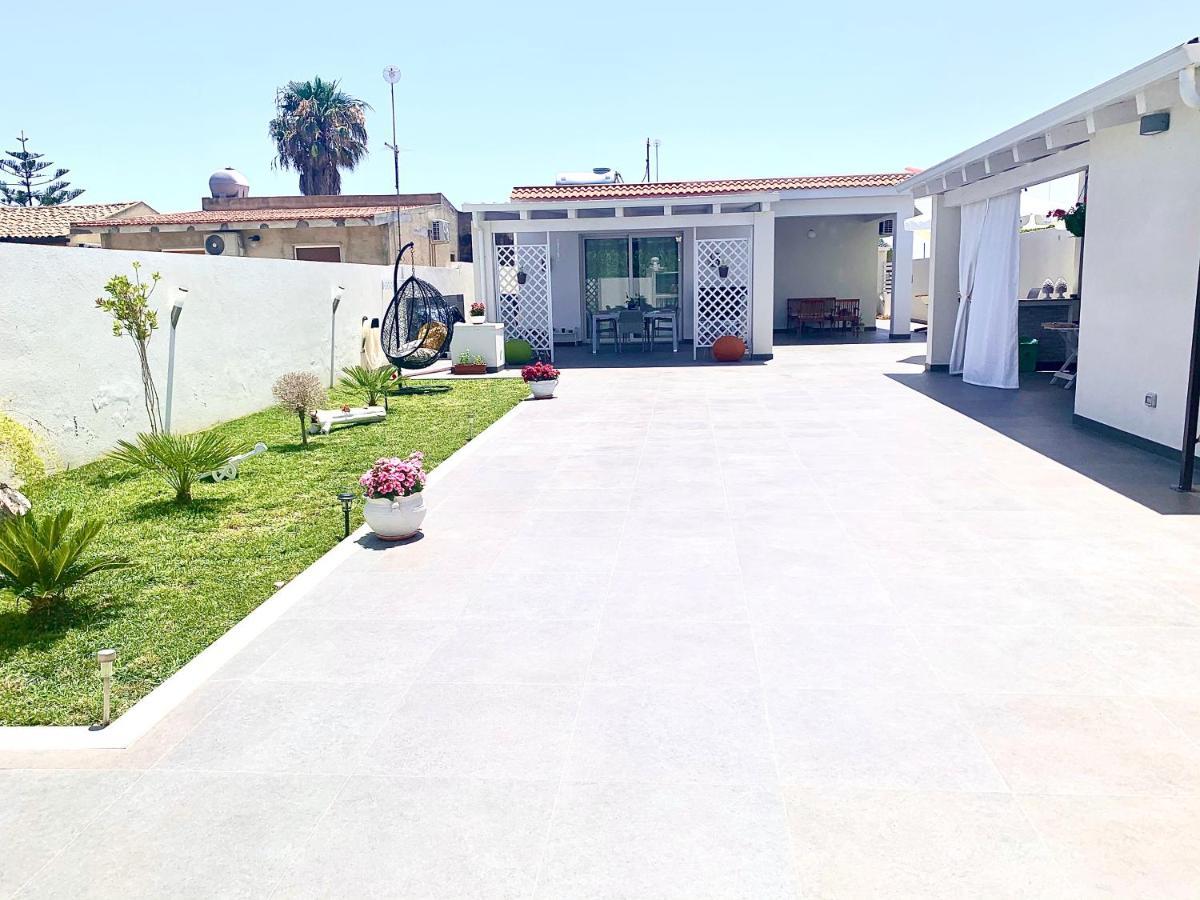 סנטה מריה דל פוקלו Villa White Sicilia מראה חיצוני תמונה