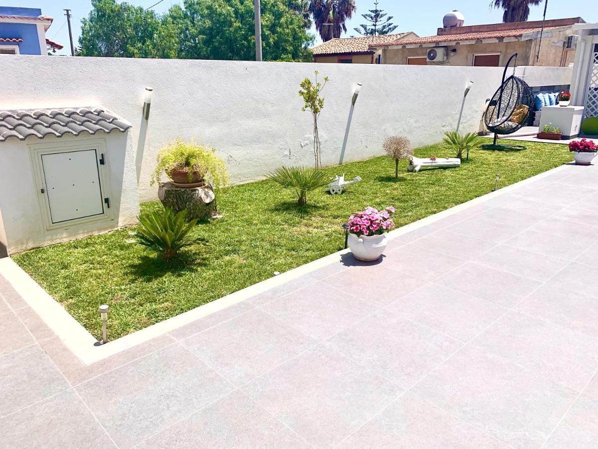 סנטה מריה דל פוקלו Villa White Sicilia מראה חיצוני תמונה